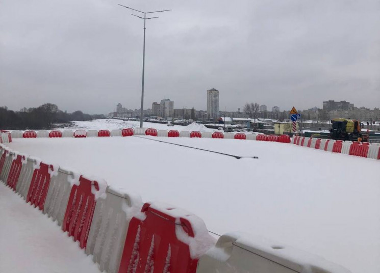 От Богатырской до Оболонского проспекта:…