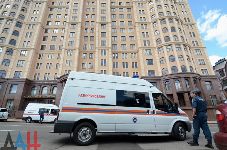 У Донецьку "замінували" пивзавод, два "м…