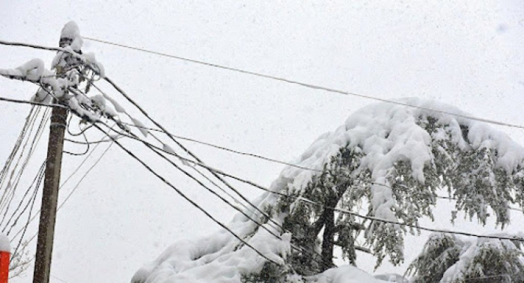 Негода на Хмельниччині: Від електрики ві…