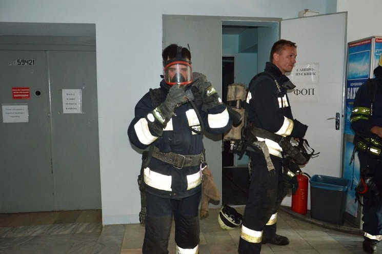 У Дніпрі горіла лікарня: Евакуювали пона…