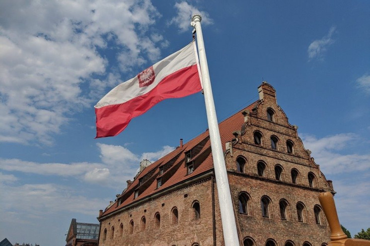 Офіційно: Польща передасть Україні оборо…
