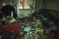 В Харькове вспыхнула девятиэтажка: Из до…