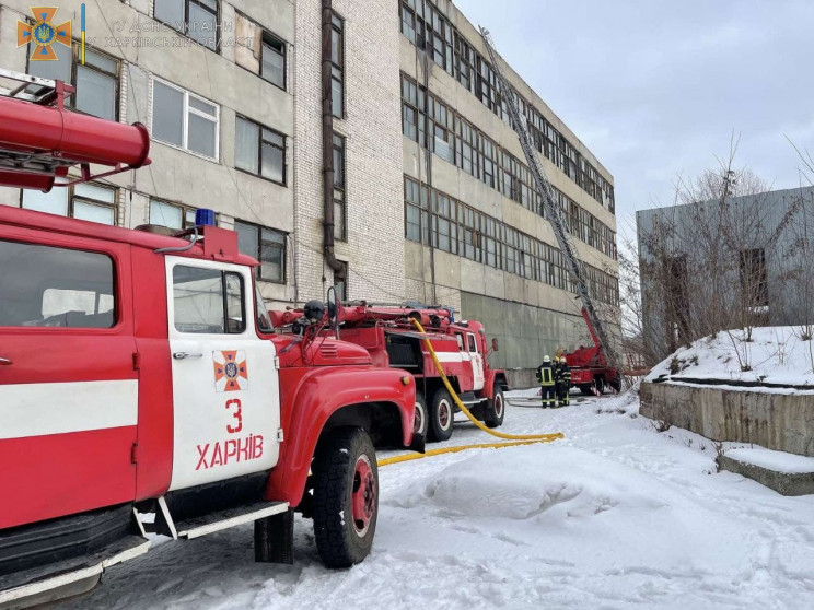 В Харькове произошел пожар на заводе "Эл…