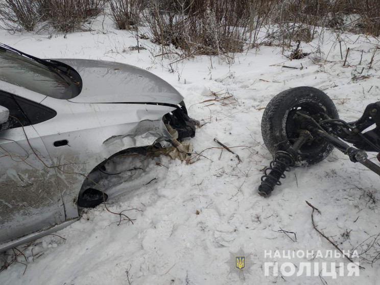 На Харківщині таксі з пасажирами зірвало…