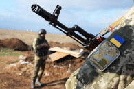 На Донбассе боевики продолжают нарушать…