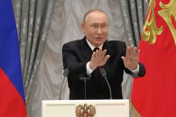Путин предложил Порошенко политическое у…