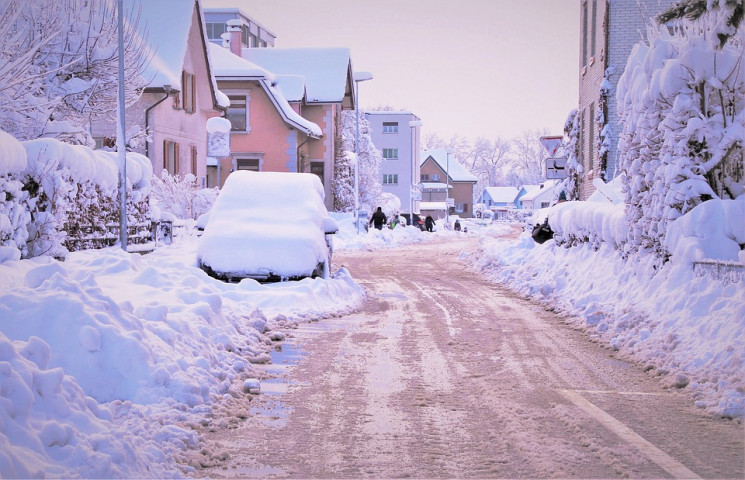 Рекордный снегопад: В Японии дома засыпа…