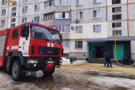 В Харькове из горящей высотки эвакуирова…