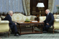 К Лукашенко поехал экс-председатель Верх…