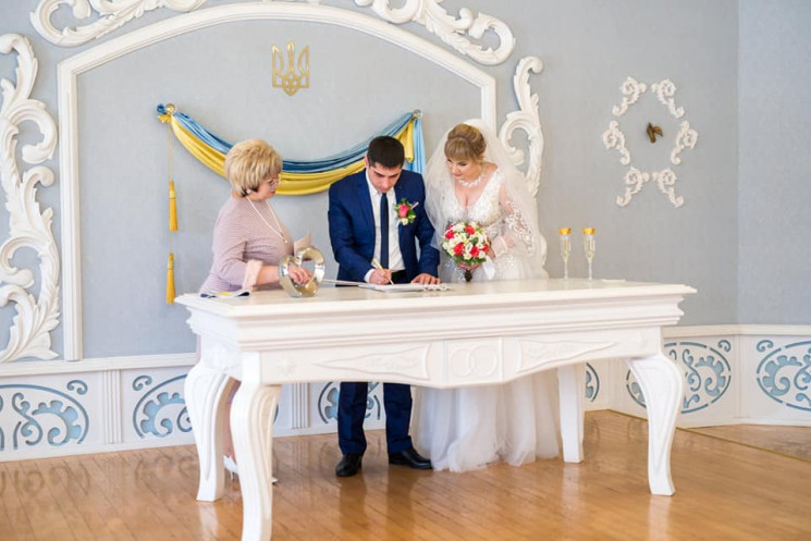 Свадебный бум в Запорожье: Сколько пар р…