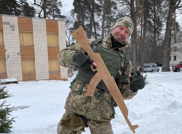 Ближе к армии: Щур, Положинский и Тополя…