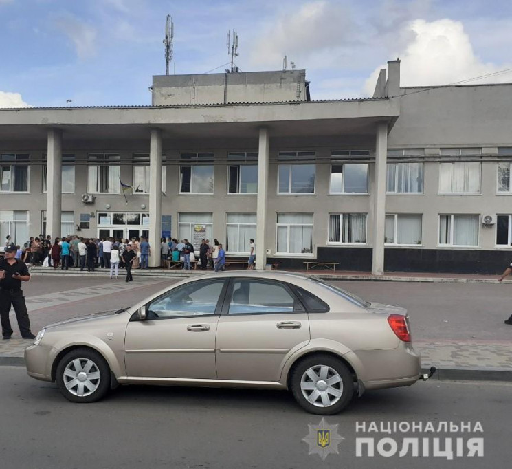 На Київщині на членів ДВК відкрили прова…