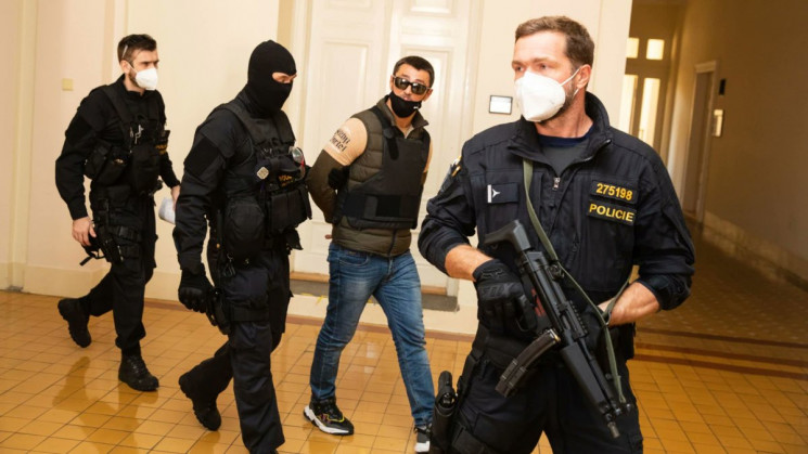 Суд Праги разрешил экстрадировать в Укра…