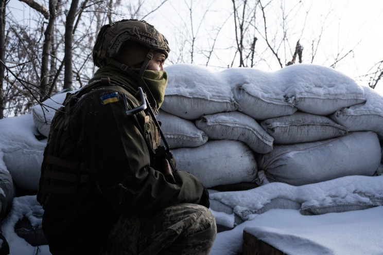 Окупанти на Донбасі продовжують гатити з…
