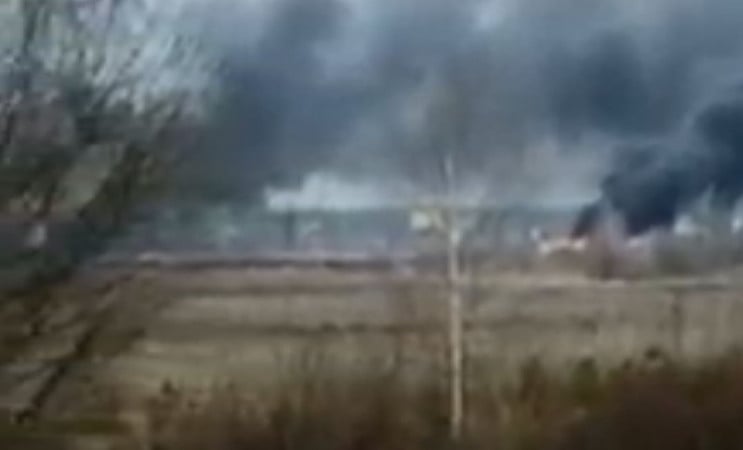 Под Гостомелем украинские военные сожгли…