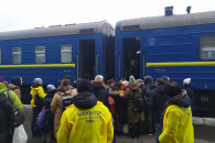 З Києва евакуювали тисячу людей: дітей-с…