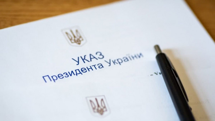 Україна відкликає миротворців з усього с…