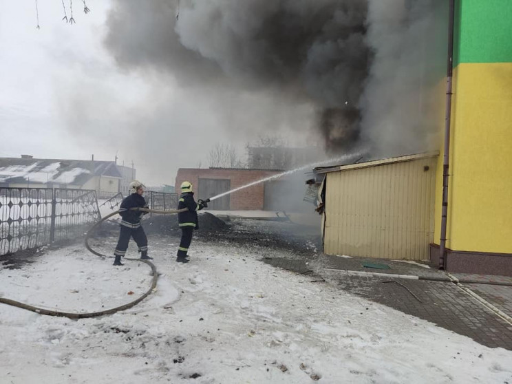 Окупанти продовжують нищити Сумщину: Під…