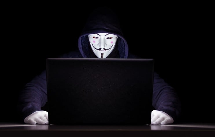 Хакери Anonymous зламали центробанк рф т…