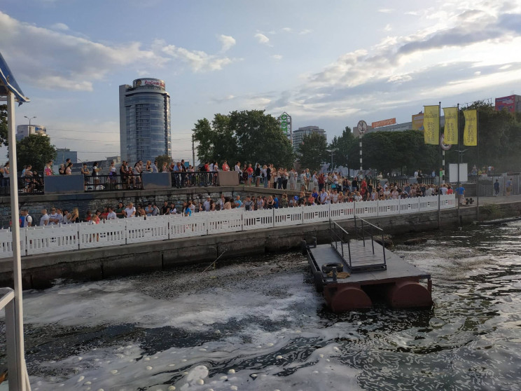 У Дніпрі мешканці міста "штурмують" безк…