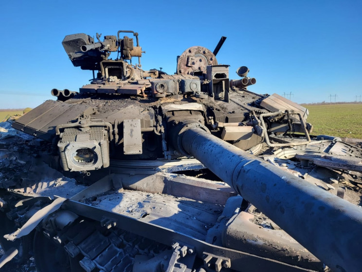 Уничтожены БМП, танк и солдаты: Какие по…