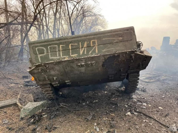 РФ продолжает перебрасывать в Украину та…