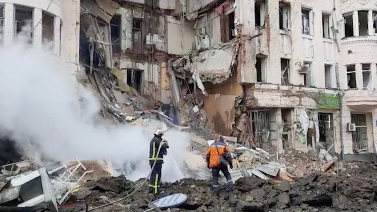 В Харькове разрушены 3 482 дома, полтыся…