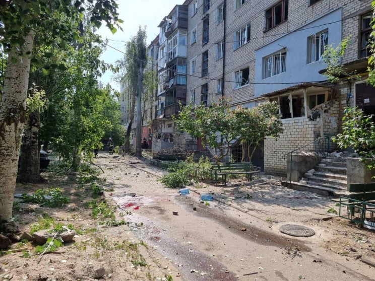 Орки обстреляли жилые кварталы Николаева…