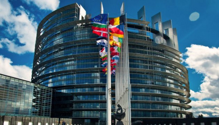 Европарламент призвал дать Украине стату…