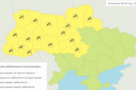 В половине Украины - штормовое предупреж…