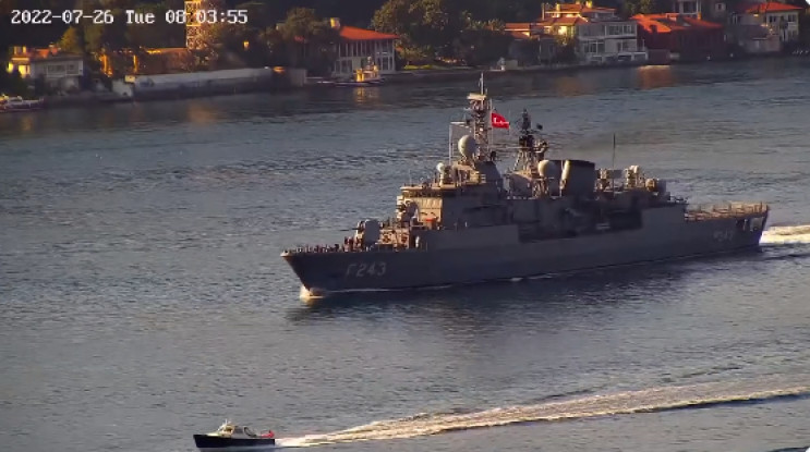 Военные корабли Турции вышли в Черное мо…