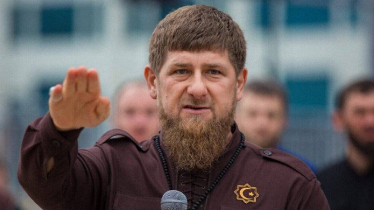 Кадыров заявил, что уже стар и "засиделс…