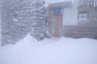 У Карпатах - снігопад, туристів просять…