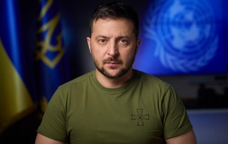 Украинских военных погибло в 5 раз меньш…