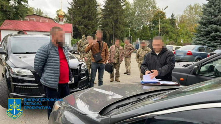 Липорукі цвинтарі: У Дніпрі влаштували с…