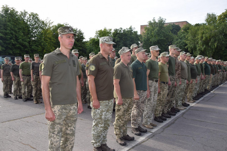 У Полтаві в центрі військ зв'язку ЗСУ ві…