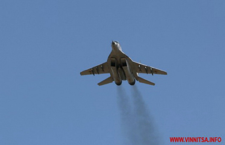 Вінничан налякали військові літаки…