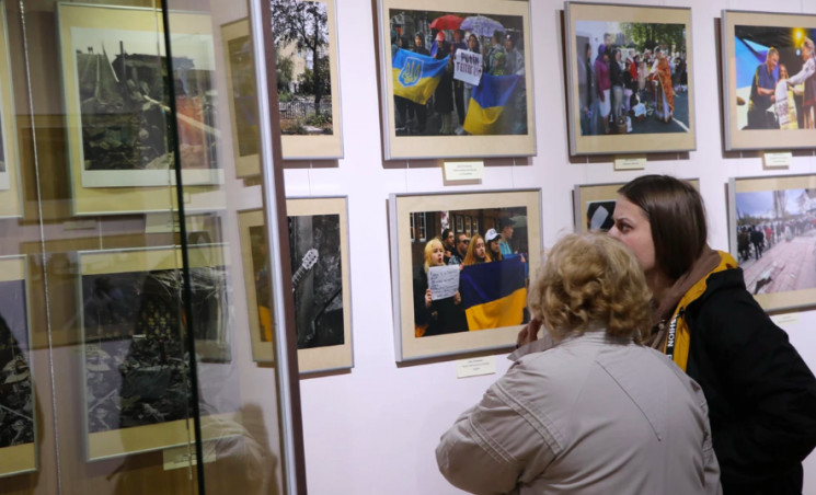 На Львівщині відкрили виставку фотографі…