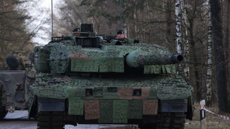 Українські танкісти почнуть навчання на…