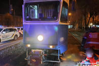 На неповнолітню у Вінниці наїхав трамвай…