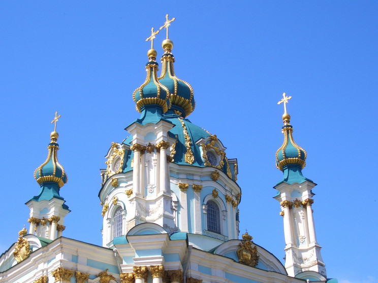 В Киеве в Андреевской церкви открыли "пу…