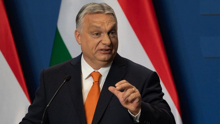 Орбан відзначився черговою ахінеєю…