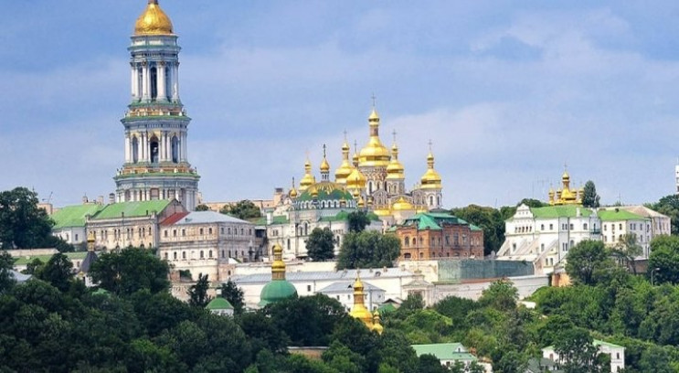 Перехід Лаври до української церкви: рад…