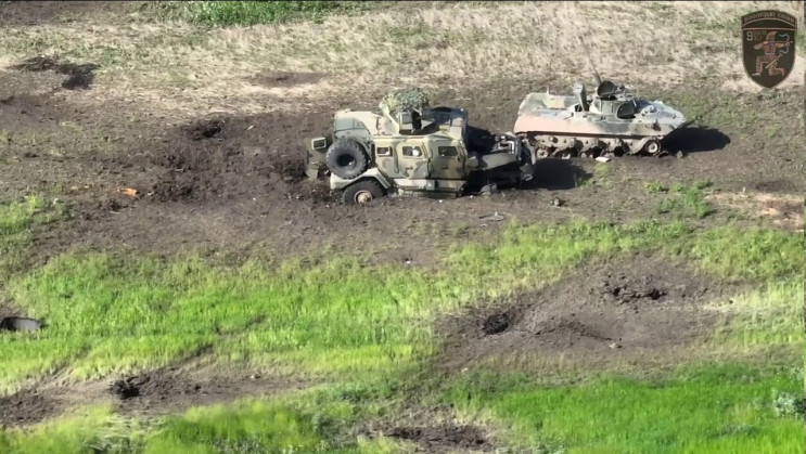 Семеро українських воїнів взяли у полон…