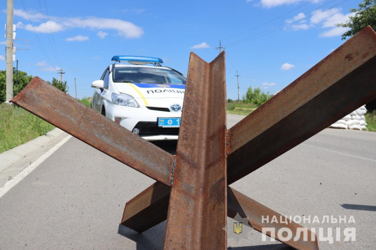 Под Киевом ужесточают проверки на блокпо…