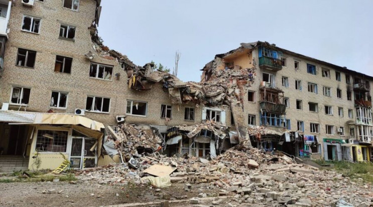 Удар по Авдіївці: Ракета зруйнувала житл…