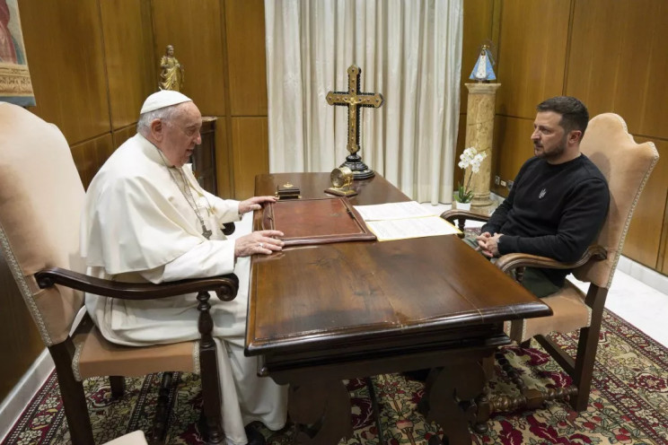 "Політична проблема": Папа Римський Фран…