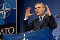 Поступляться чи відкупляться: Що НАТО ро…