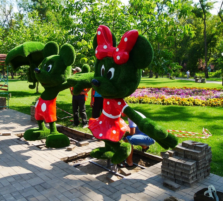 У парку Покрова "зелений зоопарк" розбав…