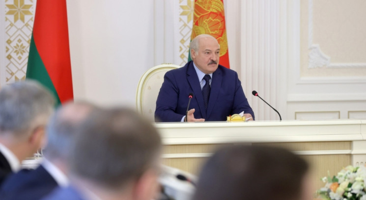 Лукашенко нарешті зізнався, що рашисти в…